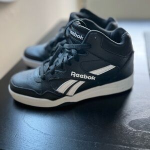 Reebok Classic Womens Shoes